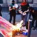 PROTESTAN AFUERA DE PALACIO NACIONAL POR ASESINATO DE MUJERES