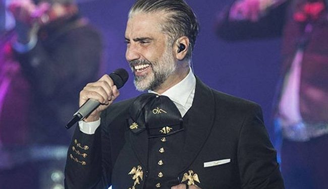 RECONOCERÁN A ALEJANDRO FERNÁNDEZ EN PREMIOS LO NUESTRO