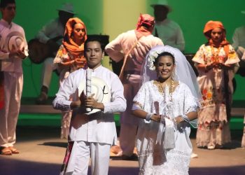 RECUERDOS DE ORO REÚNE 50 AÑOS DE HONRAR EL PATRIMONIO DE YUCATÁN