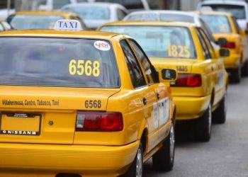 REDUCIRÁN TAXISTAS EL USO DE AIRE ACONDICIONADO