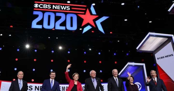 SANDERS CONCENTRA LAS CRÍTICAS DE RIVALES EN DEBATE DEMÓCRATA PREVIO A PRIMARIAS CLAVE