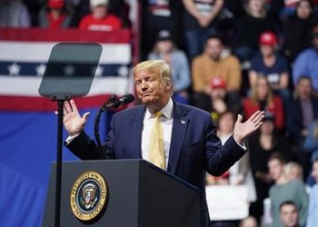TRUMP CRITICA EL TRIUNFO DE «PARÁSITOS» EN LOS OSCAR