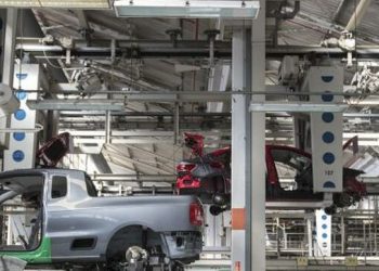 VOLKSWAGEN POSPONE REAPERTURA DE ALGUNAS FÁBRICAS EN CHINA