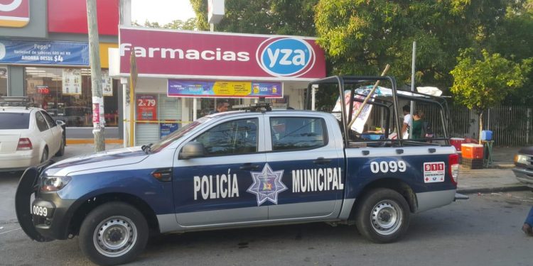 ROBO CON VIOLENCIA A FARMACIA