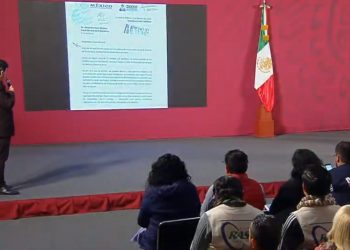 AMLO HACE PÚBLICA CARTA ENVIADA AL FISCAL GENERAL POR CASO AYOTZINAPA