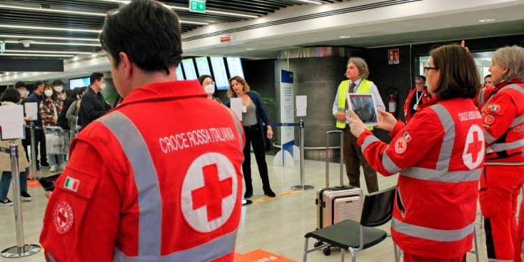 AUMENTA A 490 EL NÚMERO DE MUERTES POR CORONAVIRUS EN CHINA