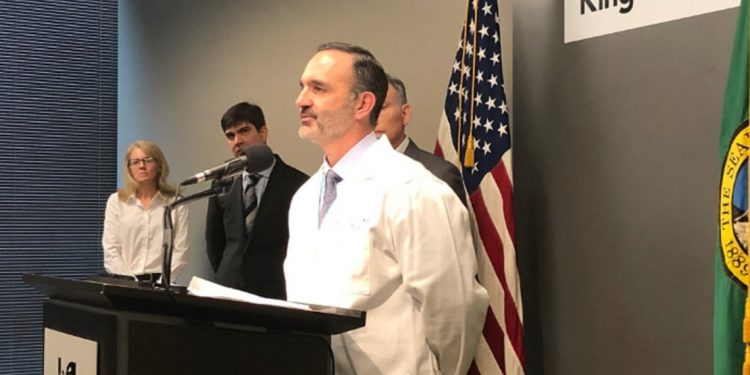 ESTADOS UNIDOS SUMA 21 FALLECIDOS POR EL CORONAVIRUS