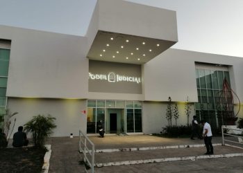 POLICÍA ESTATAL ABUSADOR REPARA DAÑO Y SALE LIBRE