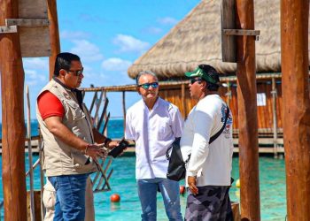 DESDE HOY PROHÍBEN A TODO TIPO DE BARCO ATRACAR EN ISLA MUJERES