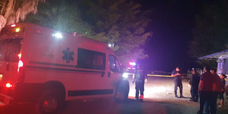 EJECUTAN A DUEÑO DE MINISUPER EN LIMONES