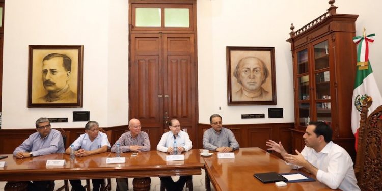 INSTALA VILA DOSAL COMITÉ DE ASESORAMIENTO CON LOS MEJORES EPIDEMIÓLOGOS Y EXPERTOS EN SALUD PÚBLICA Y PRIVADA DE YUCATÁN