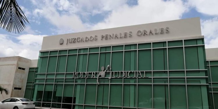 POLICÍA REPARA DAÑO EN ABONOS