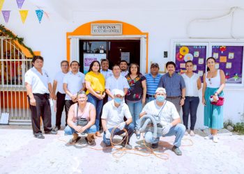 REALIZAN SANITIZACIÓN DE VEHÍCULOS TRANSPORTE DE PASAJEROS Y ESPACIOS PÚBLICOS COMO PREVENCIÓN CONTRA EL COVID-19.