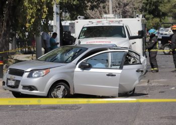 ACCIDENTE VEHICULAR EN ZAPOPAN DEJA UNA PERSONA FALLECIDA