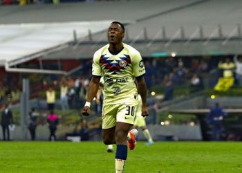 ACUSAN A RENATO IBARRA DE GOLPEAR A SU ESPOSA