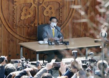 ACUSAN A SECTA DE HOMICIDIO POR PROPAGAR CORONAVIRUS EN COREA DEL SUR