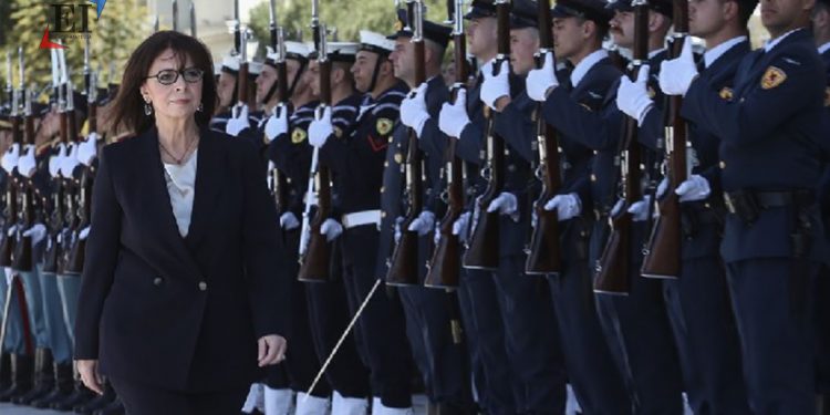 ASUME LA PRIMERA PRESIDENTA EN LA HISTORIA DE GRECIA