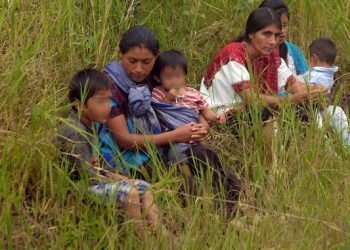 ATAQUE DE GRUPOS ARMADOS DESPLAZA A INDÍGENAS DE CHIAPAS