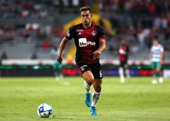 ATLAS CAE ANTE SANTOS Y SE VA AL FONDO DE LA TABLA