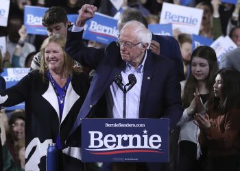 BERNIE SANDERS GANA CALIFORNIA, SIGUE EN CONTIENDA DEMÓCRATA