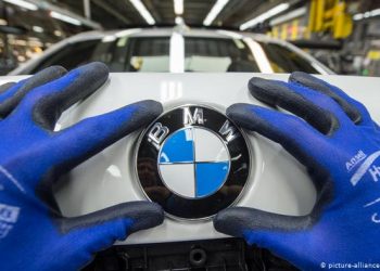 BMW PARALIZA SU PRODUCCIÓN EN EUROPA Y SUDÁFRICA