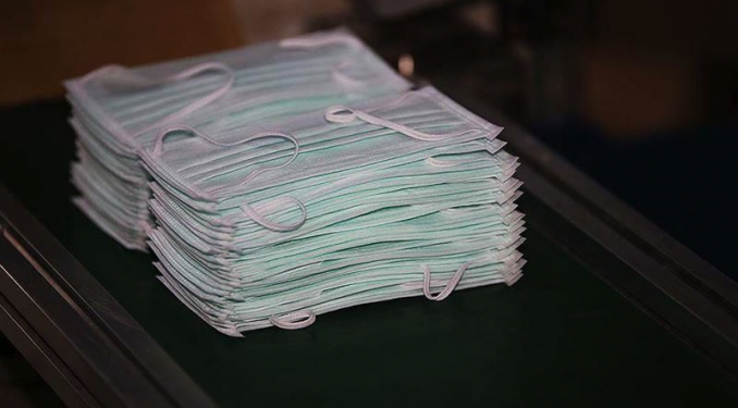 BÉLGICA DENUNCIA A COLOMBIA POR ENVIAR 100 MIL CUBREBOCAS EN CAJAS DE PLÁTANOS