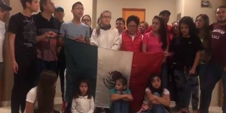 CIERRE DE FRONTERAS DEJA VARADOS A MEXICANOS EN PERÚ