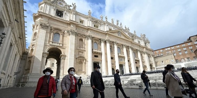 CONFIRMAN PRIMER CASO DE CORONAVIRUS EN EL VATICANO