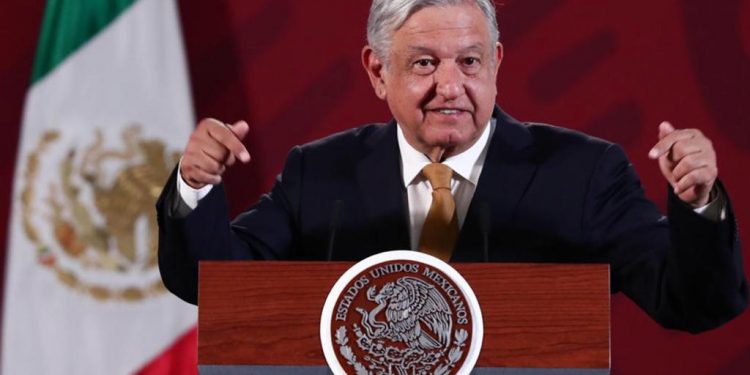 «¿DE QUÉ QUIEREN SU NIEVE?», DICE AMLO A QUIENES PIDEN CANCELAR MEGAPROYECTOS