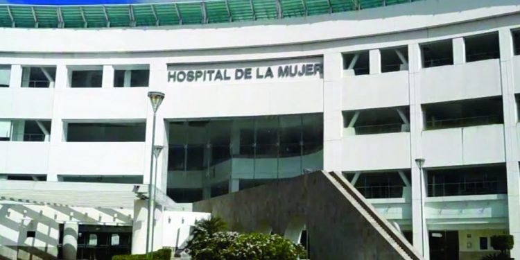 DENUNCIA PERSONAL DEL HOSPITAL DE LA MUJER FALTA DE INSUMOS PARA ATENDER A PACIENTES CON COVID 19