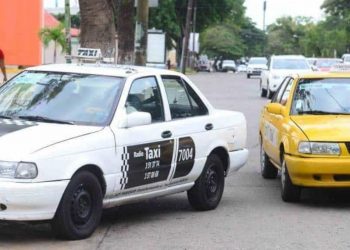 BAJA 50% EL SERVICIO DE TAXIS EN VILLAHERMOSA