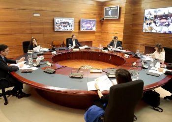 ESPAÑA DECRETA «HIBERNACIÓN» DE LA ECONOMÍA POR CORONAVIRUS