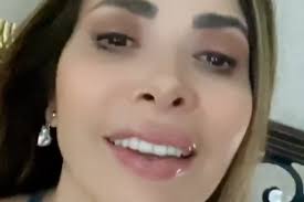 GLORIA TREVI ROMPE EN LLANTO POR PANDEMIA