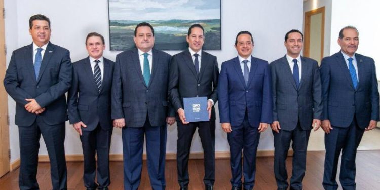 GOBERNADORES DEL PAN PIDEN REUNIÓN DE ESTADO