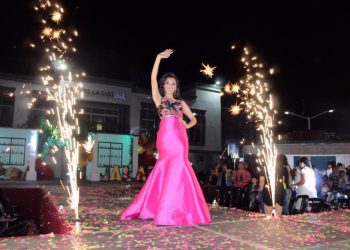 GRAN PRESENTACIÓN DE DANIELA CRISTELL COMO REPRESENTANTE DE JALAPA EN LA FERIA TABASCO 2020