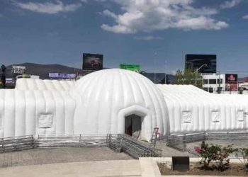 HIDALGO INSTALA PRIMER HOSPITAL INFLABLE PARA ENFRENTAR COVID-19