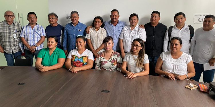 DAN CERTEZA JURÍDICA DE LA TIERRA A POBLADORES DE LOS FAISANES, EN SOLIDARIDAD