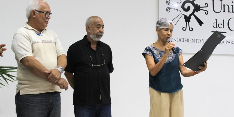 ESCRITOR CUBANO, LEONARDO PADURA, DIRIGE CHARLA EN LA UNIVERSIDAD DEL CARIBE