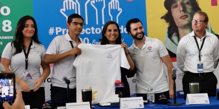 JÓVENES DE CANCÚN PRESENTAN EL PROYECTO UNIDOS 2020