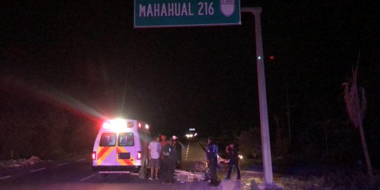 MOTOCICLISTA ARROLLA A CICLISTA EN LA CARRETERA TULUM-FELIPE CARRILLO PUERTO