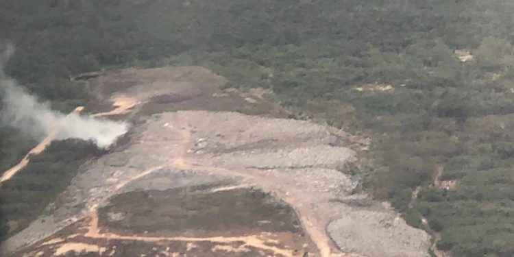 HUMO DEL INCENDIO DEL BASURERO AFECTA A COLONIAS ALEDAÑAS