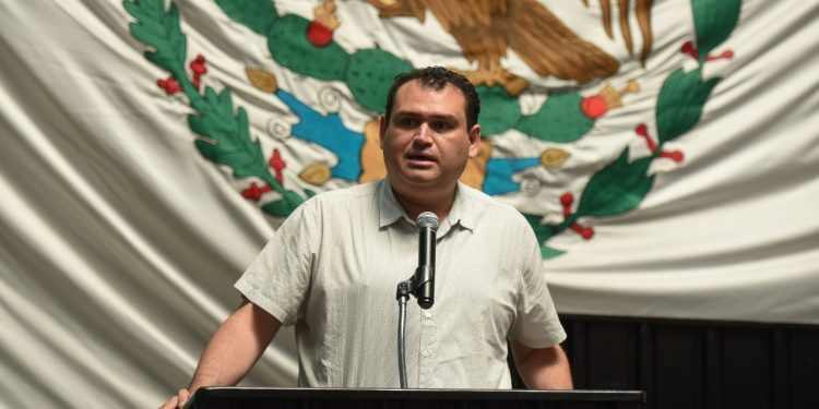 PIDE  EDGAR GASCA SUSPENDAN SESIONES EN CONGRESO DE QUINTANA ROO POR 15 DÍAS
