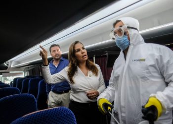 SUPERVISA E INSTRUYE MARA LEZAMA MEDIDAS DE HIGIENE EN MEDIOS DE TRANSPORTE