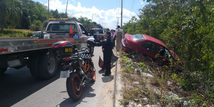 ACCIDENTE DEJA TRES HERIDOS EN EL ARCO VIAL DE CANCÚN