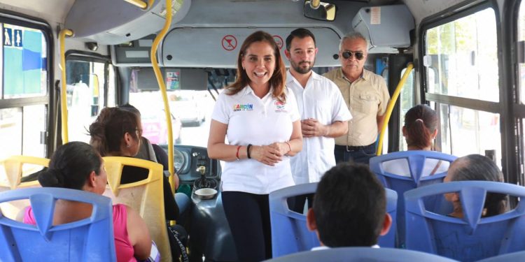 SUPERVISA MARA LEZAMA MEDIDAS PREVENTIVAS EN TRANSPORTE PÚBLICO