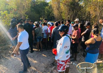 HARTAS DE PAGAR RENTA FAMILIAS INVADEN TIERRAS EN AKUMAL