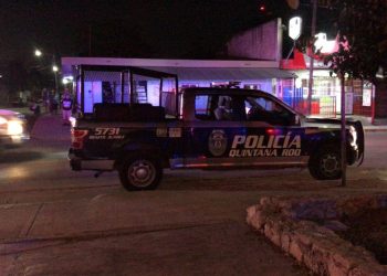 POLICÍAS DE CANCÚN RESCATAN A VÍCTIMAS DE SECUESTRO; FALLECE PRESUNTO PLAGIARIO