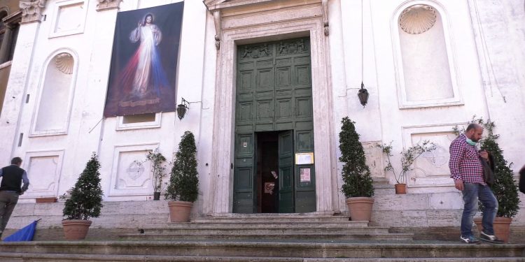 POR EL CORONAVIRUS CONGELAN HASTA 18 MESES EL PAGO DE HIPOTECAS EN ITALIA