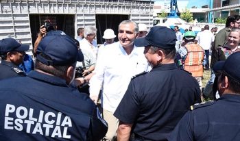 IMPULSA ADÁN AUGUSTO DESARROLLO DE VIVIENDA SOCIAL EN TABASCO