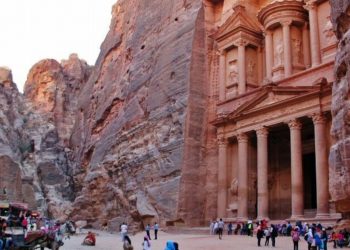 JORDANIA PROHÍBE LA ENTRADA DE VIAJEROS DE ESPAÑA, ALEMANIA Y FRANCIA